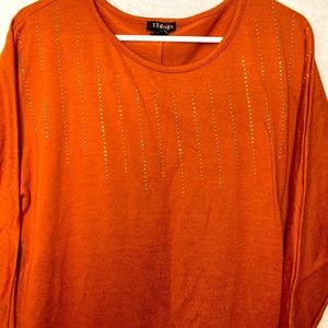 Light long sleeve sweater